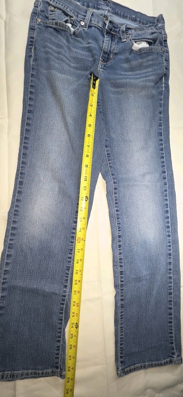 Levi's Denizen Women's Straight  Slim Jeans Blue Size 6M (28x32) Stretch Sku 188